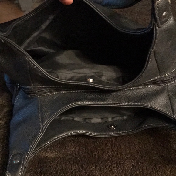 ‼️Bundle & Save‼️ REFLECTIONS Shoulder bag - Picture 4 of 5